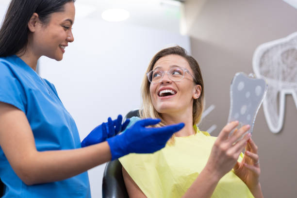Best Teeth Whitening  in Floresville, TX